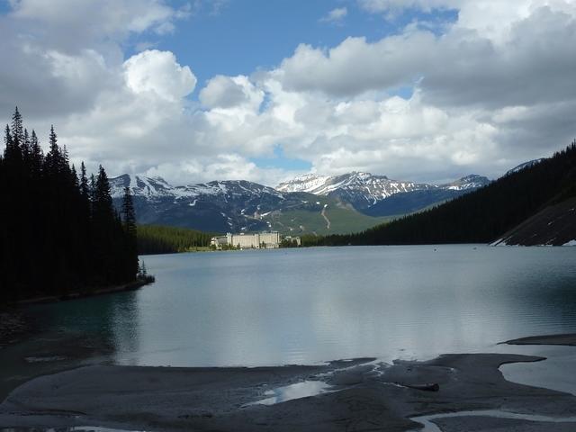 Lake-Louise-Looking-back