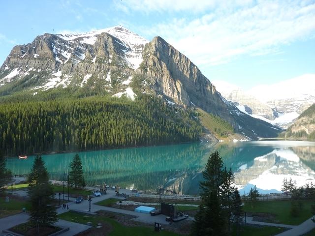 Lake Louise 01