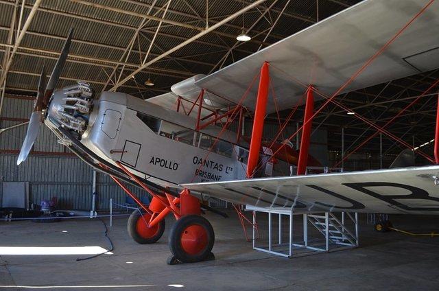 Qantas Plane 01